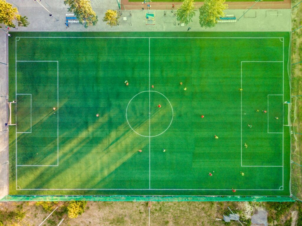 Futbol sahasında oyuncular