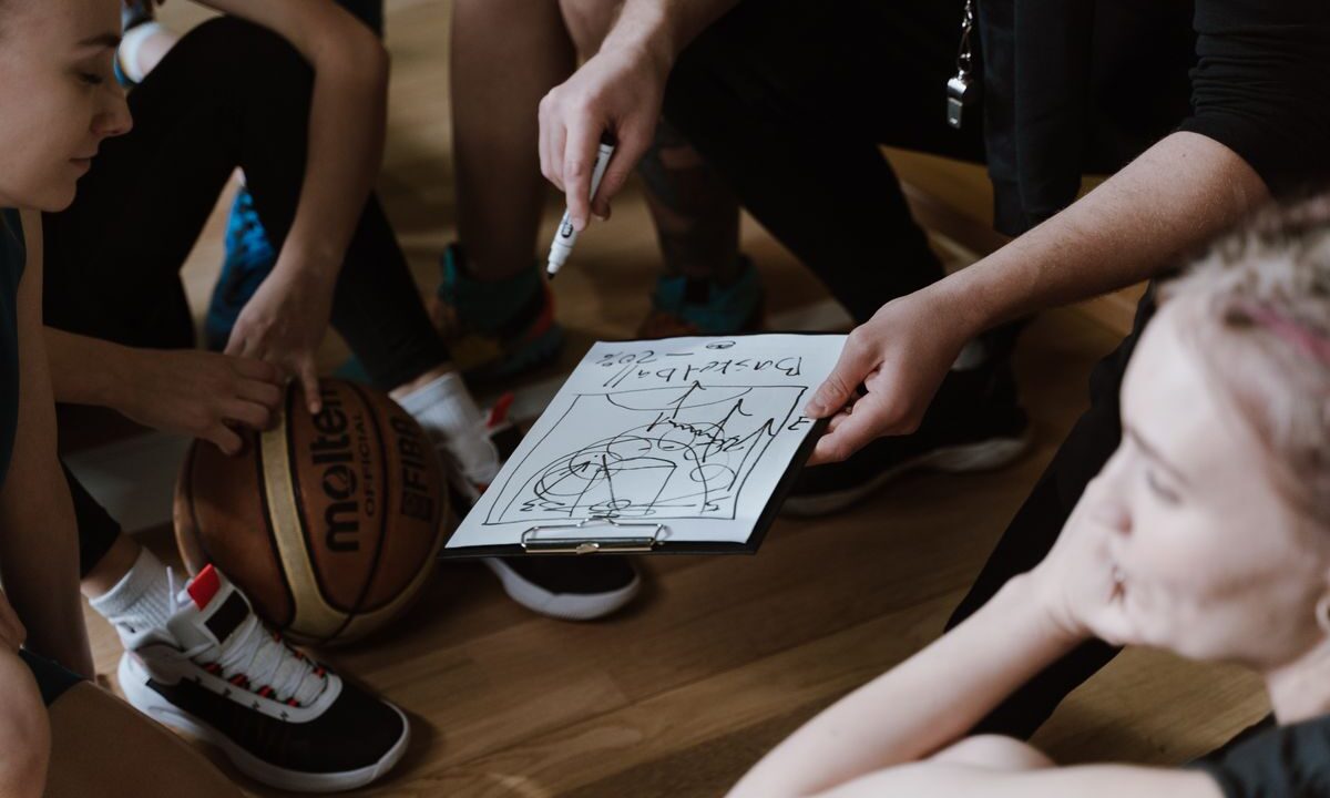 Basketbol maçı oynanan arena